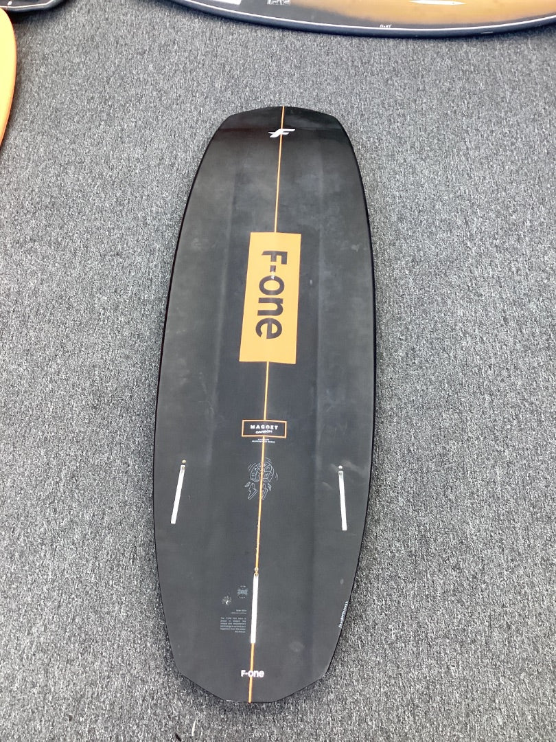 4'11" F-One Magnet, 2022 B+ Condition